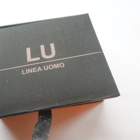 Men's Black and Gold Cufflinks Studs NEW - Picture 2 of 2